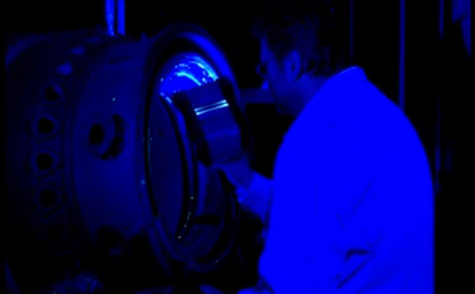 Non-Destructive Testing with Black Light