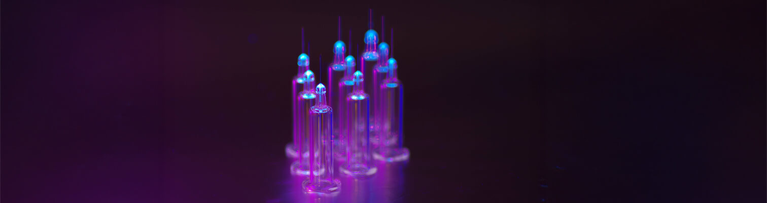 Fluorescent UV adhesives with medical grade for glass syringe bonding